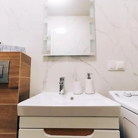 Marbud 2 Przy Aquaparku Reda * רומיה