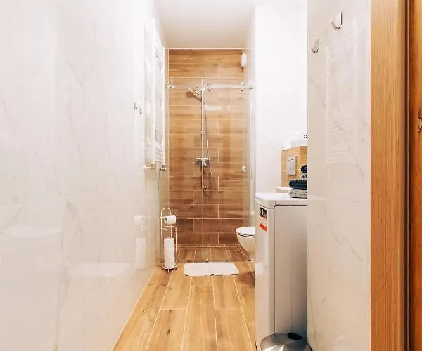 Marbud 2 Przy Aquaparku Reda 露米雅