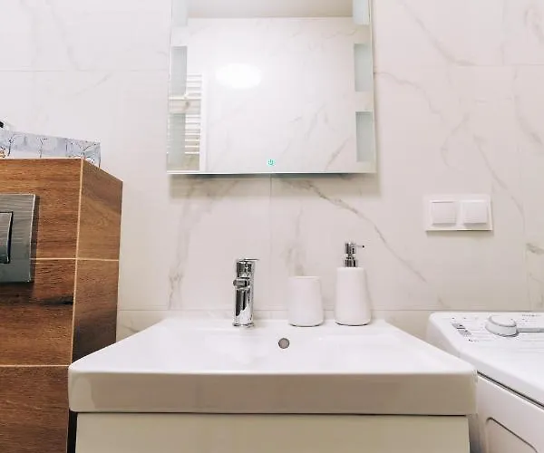 Marbud 2 Przy Aquaparku Reda * 露米雅